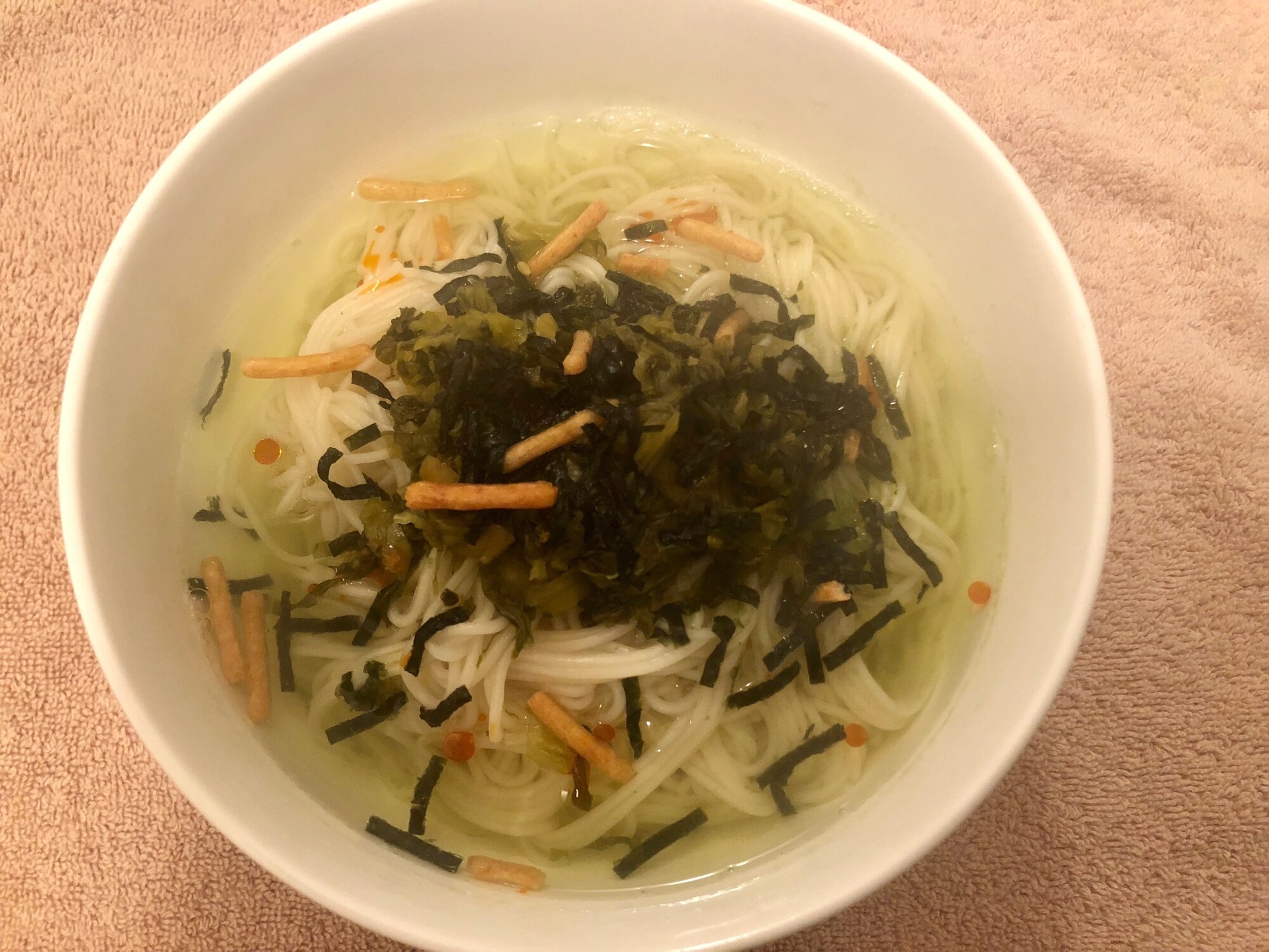 ピリッと辛い 高菜とそうめんのお茶漬け レシピ 作り方 By Naruto 楽天レシピ