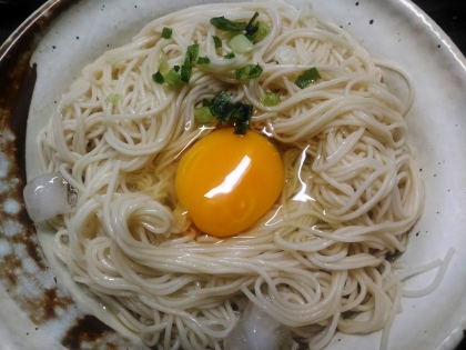 夏はぶっかけ 生卵そうめん レシピ 作り方 By どんぐり0番地 楽天レシピ