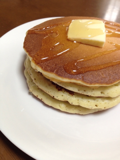 とっても美味しかったです♬
本当、ふわふわに焼きあがりますね^^
久しぶりのホットケーキがふわふわに焼けて嬉しくなりました♫
ごちそうさま♪