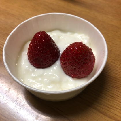 いちごのホットヨーグルト