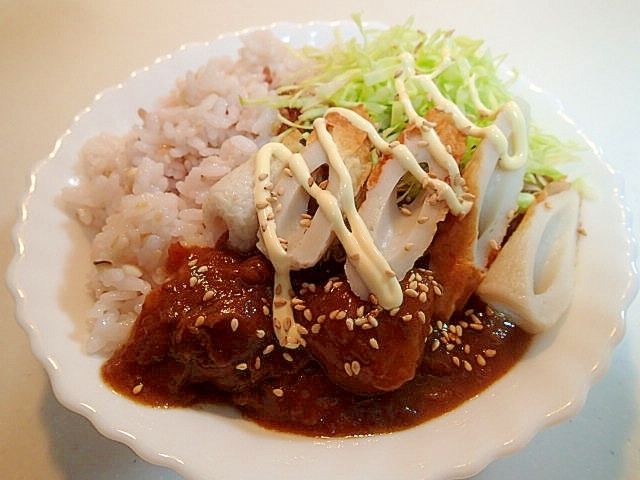 キャベツと竹輪のせて雑穀カレー