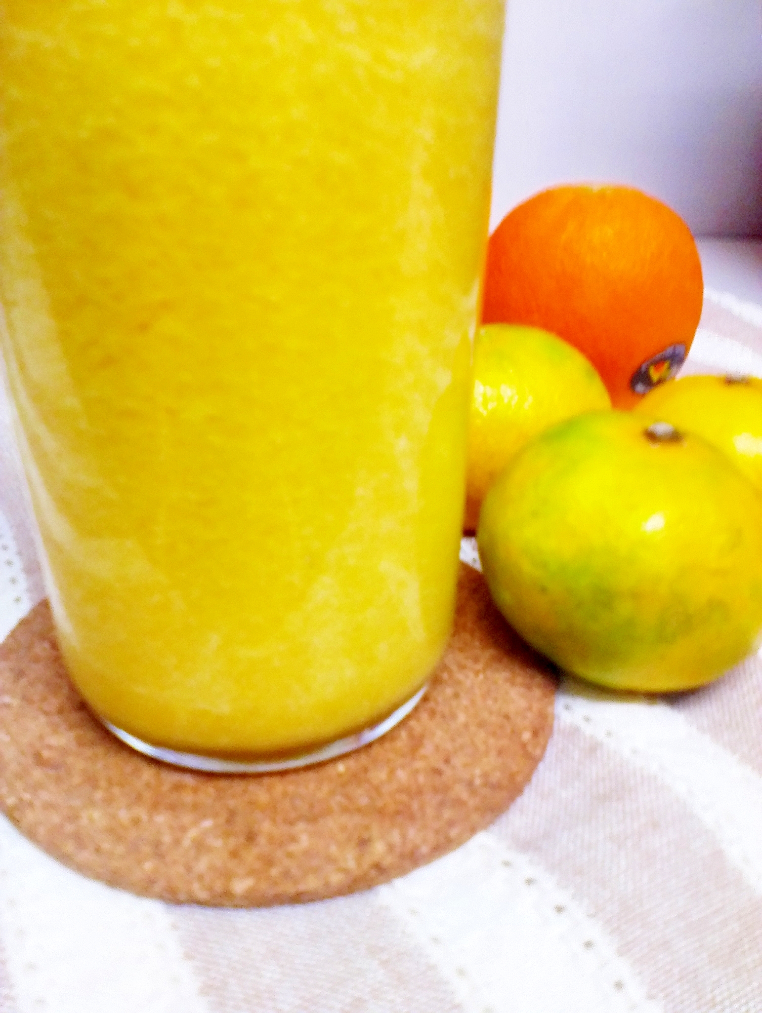 オレンジとみかんの柑橘スムージー