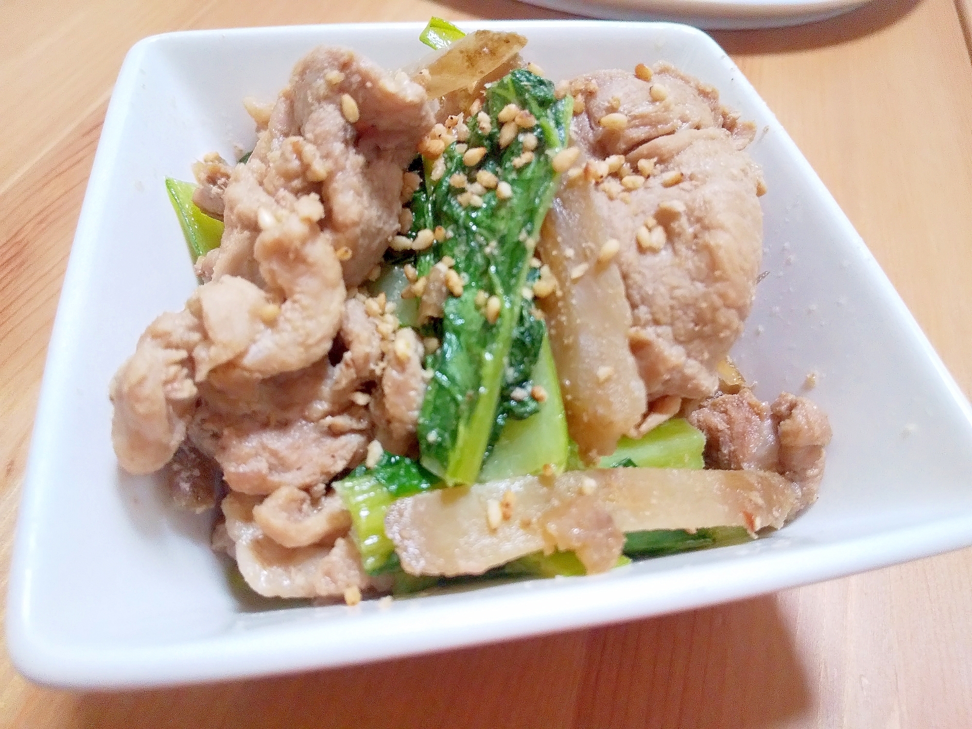 豚肉とゴボウの胡麻炒め煮