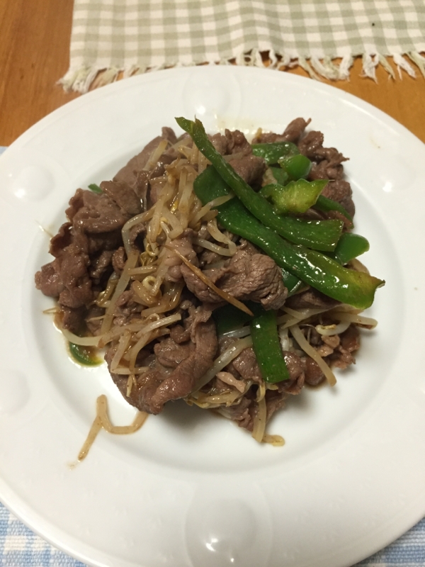 牛肉と野菜の炒めもの