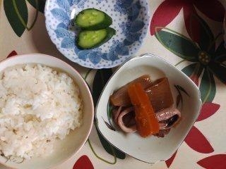 日本人の食卓風景（ごはん、お好み副菜、発酵食品）