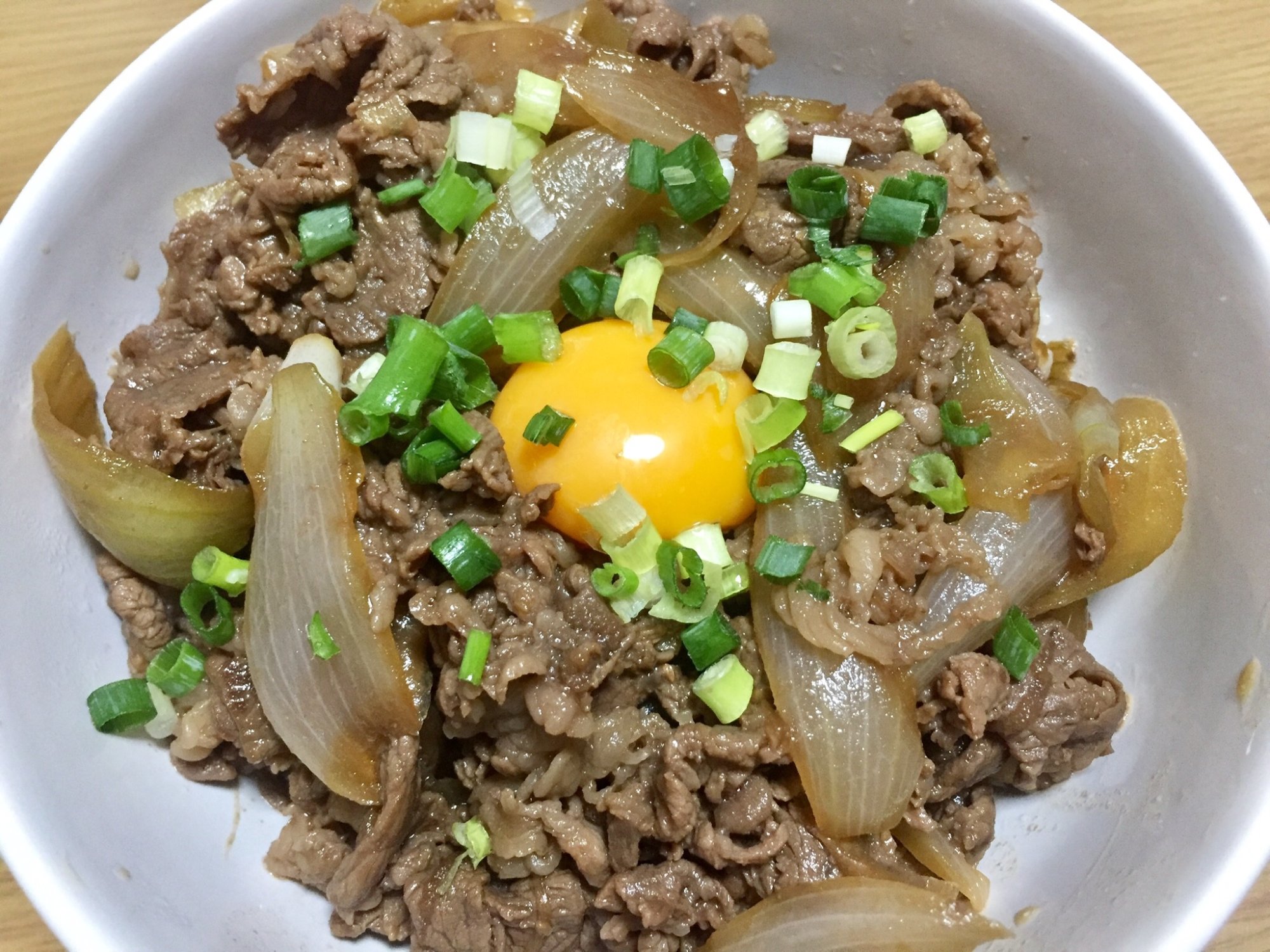 牛丼の作り方(卵黄はお好み)