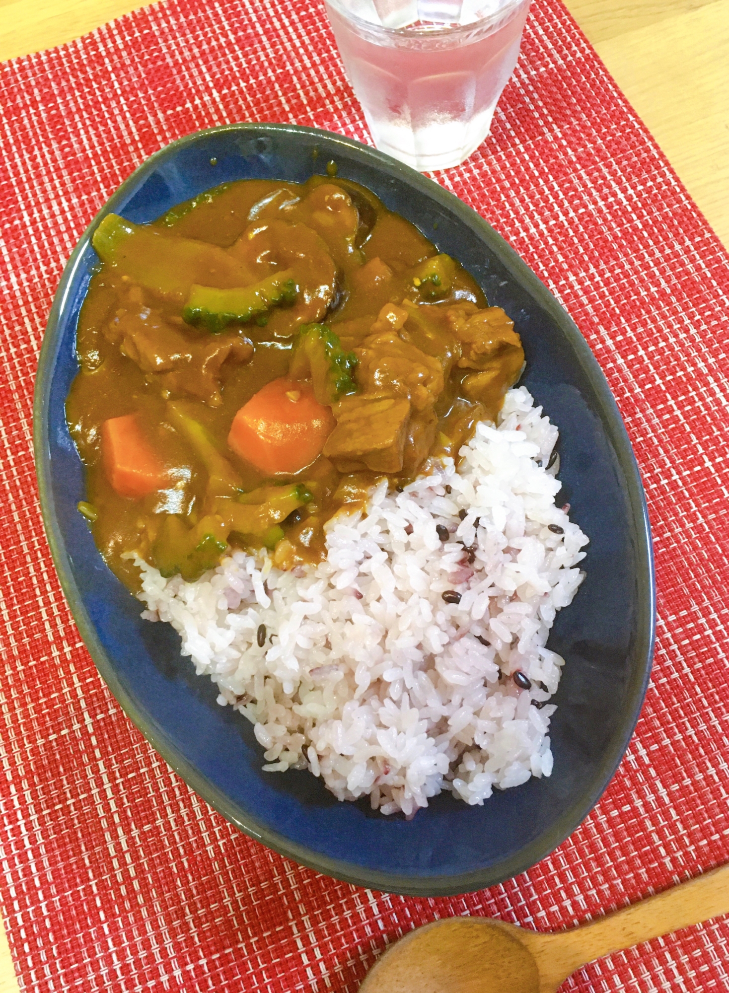 夏にピッタリ♡ゴーヤカレー