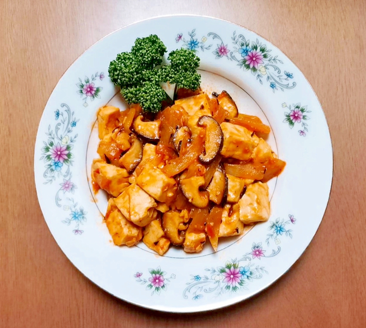 豆腐と海老と椎茸のケチャップ煮