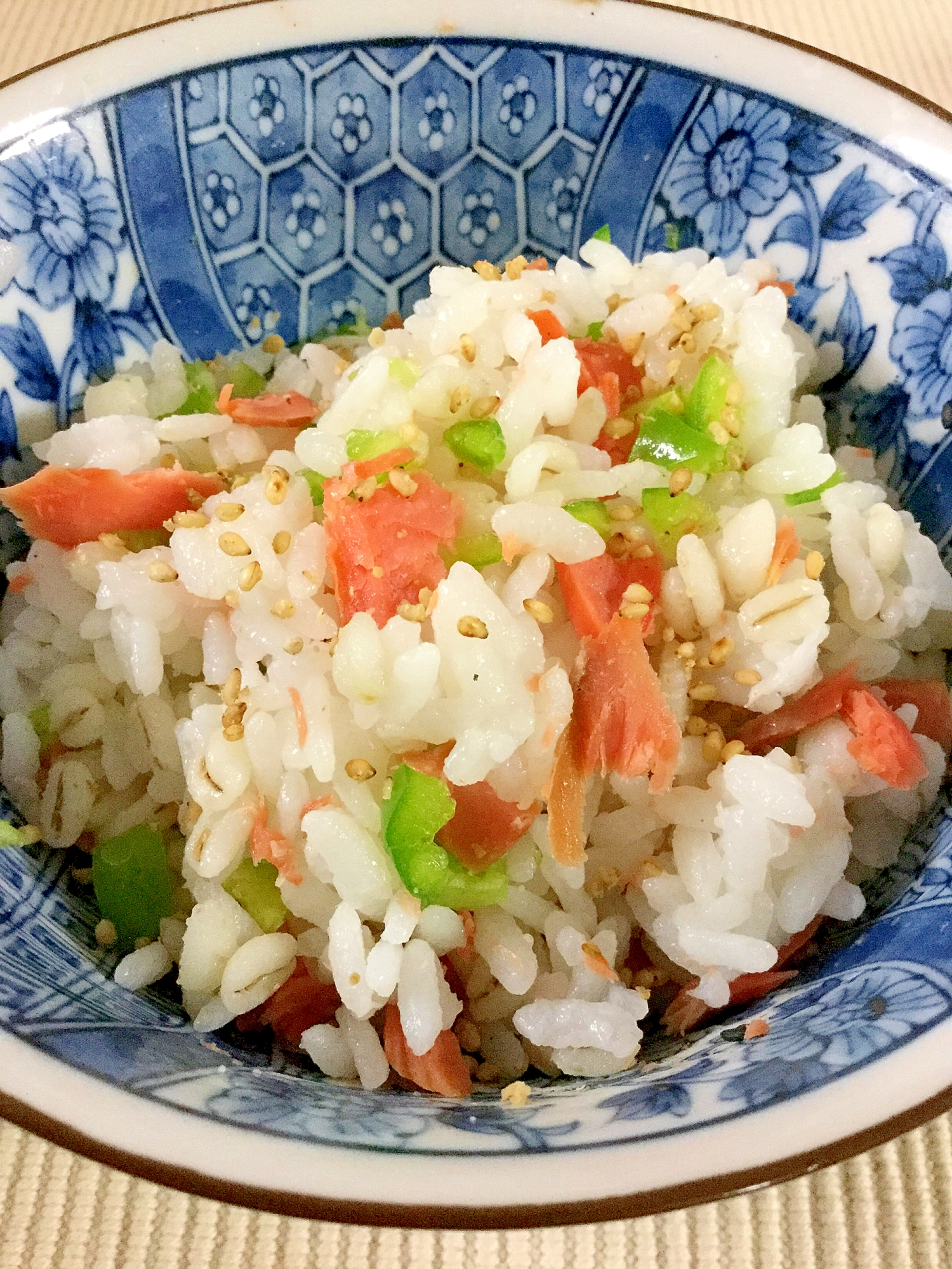 鮭とピーマンの混ぜご飯♪