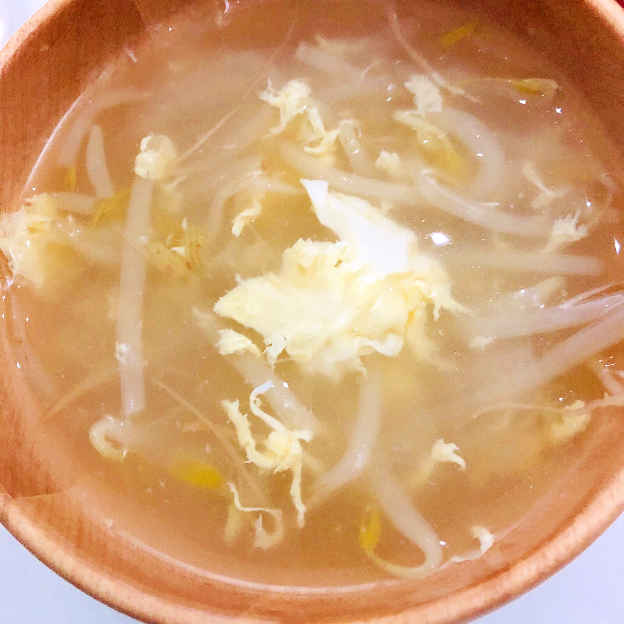 もやしと卵のスープ