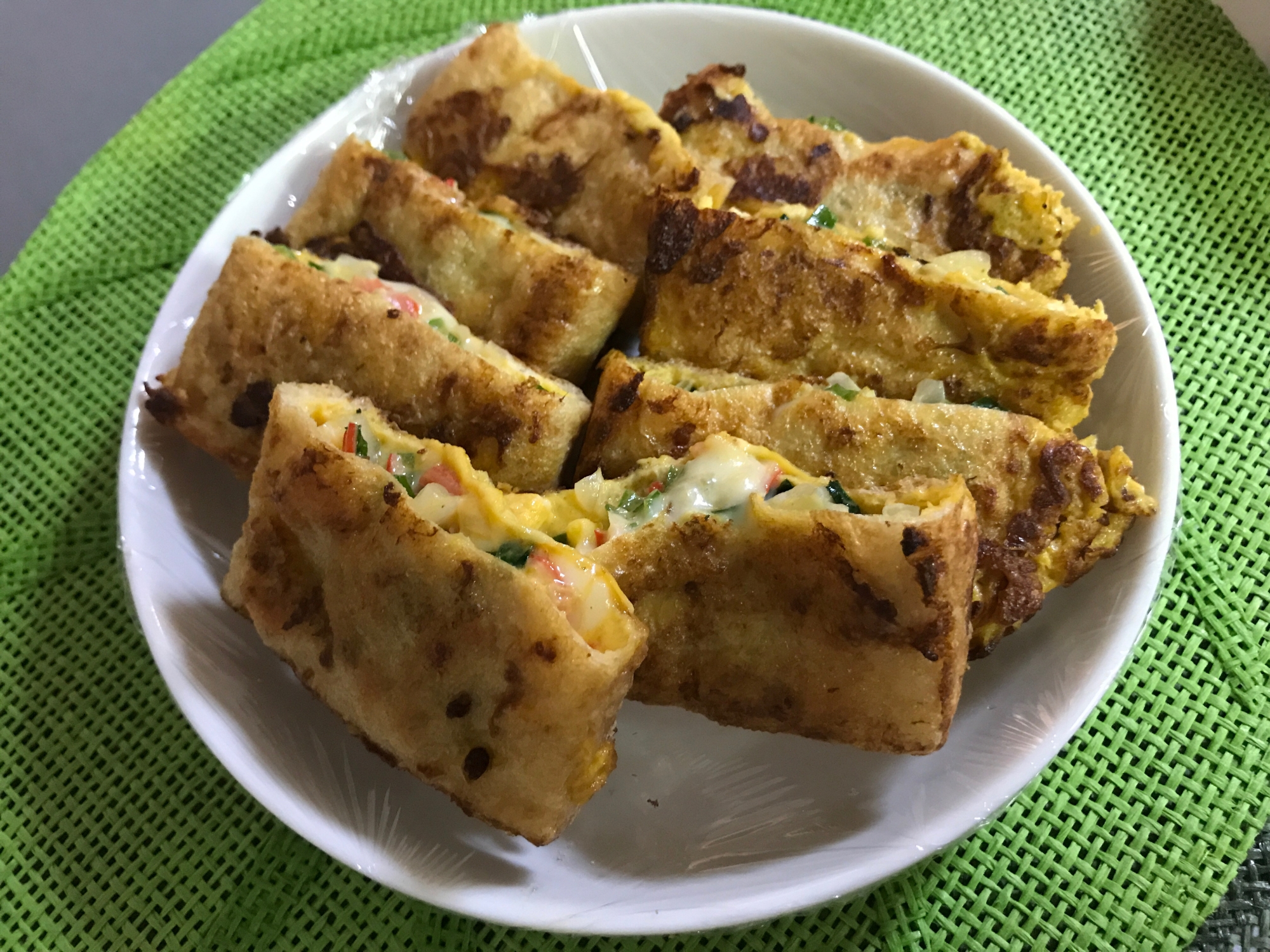 チーズ・カニカマ・シソ・ネギ✨油揚げの溶き卵とじ