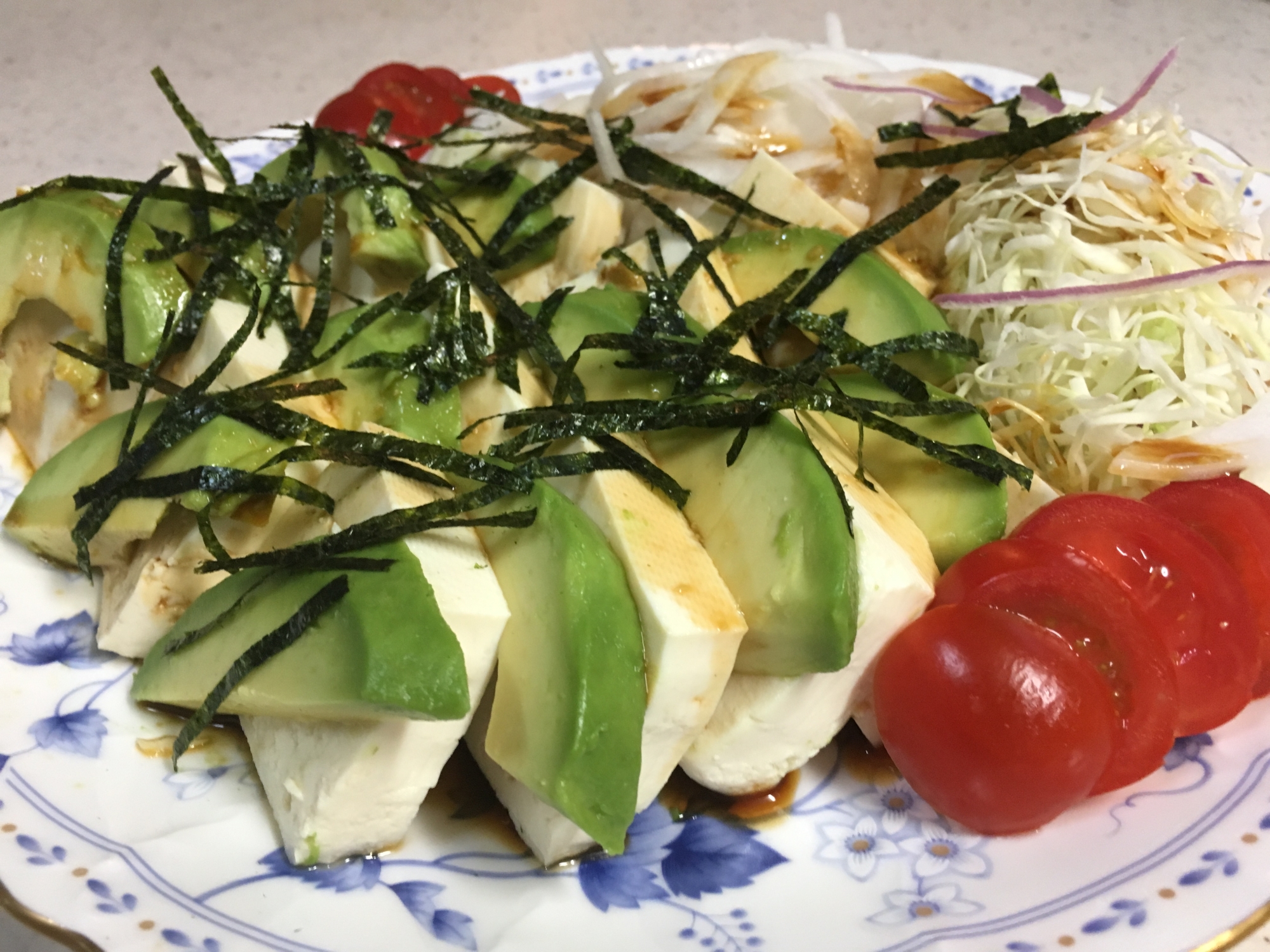 アボカドと豆腐の和風サラダ レシピ 作り方 By ミシェル ラ フランス 楽天レシピ