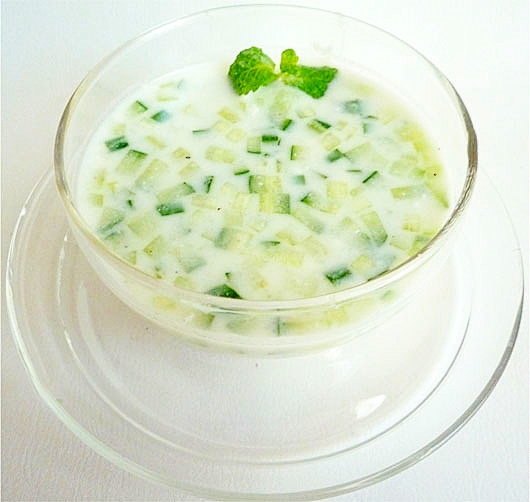 タラトル きゅうりとヨーグルトの冷製スープ レシピ 作り方 By Liqueur 楽天レシピ