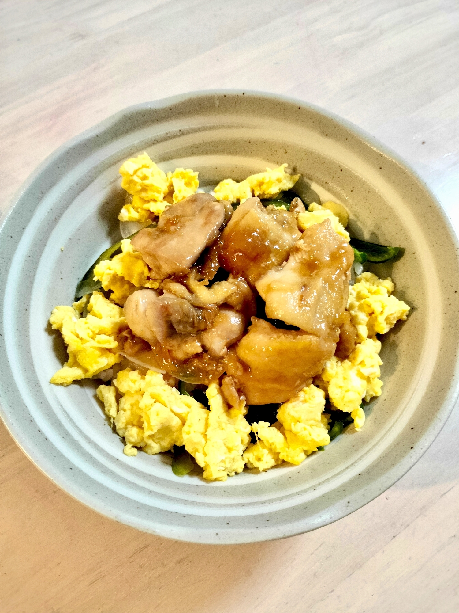 野菜も摂れる◎鶏照り丼