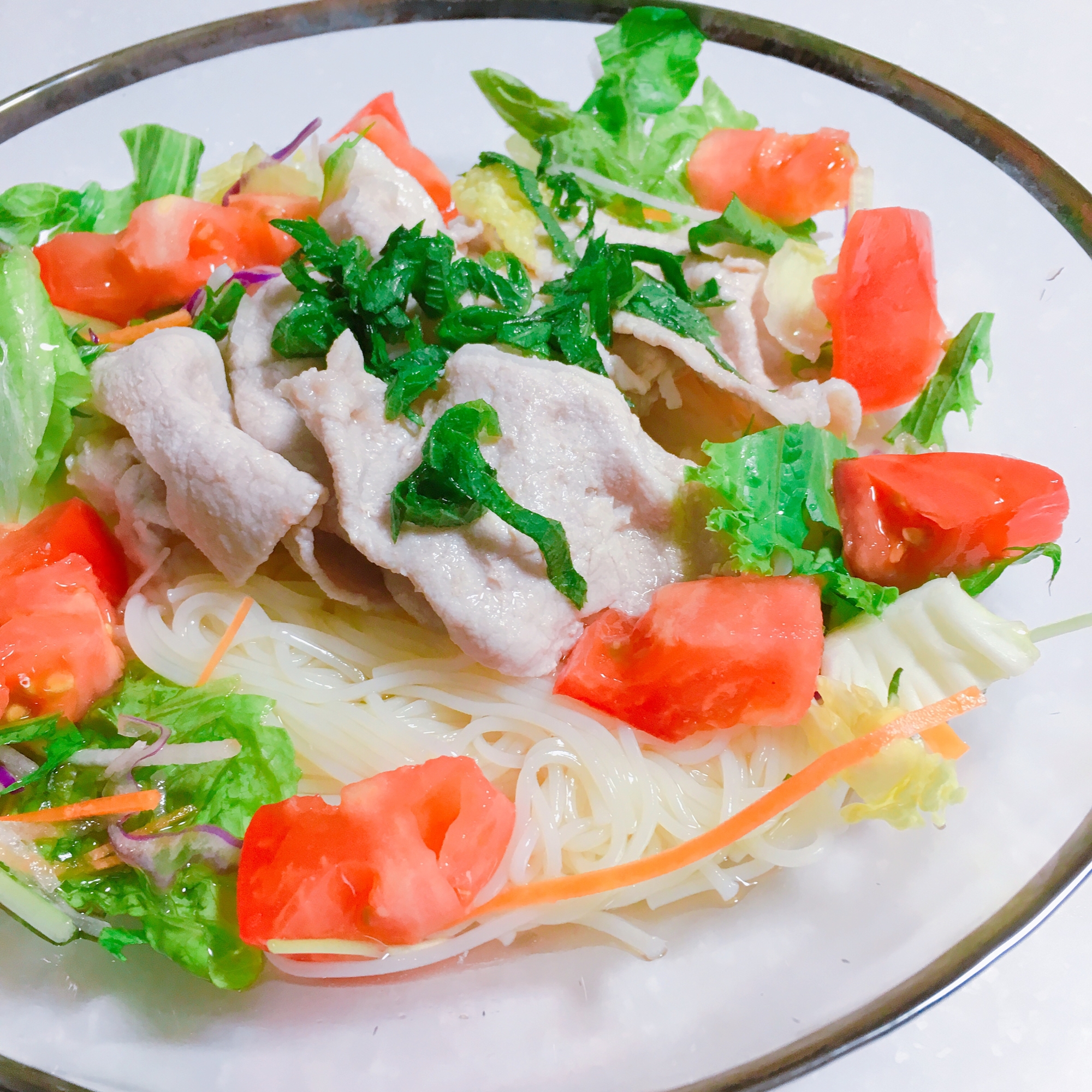 野菜たっぷり！豚しゃぶ素麺♪