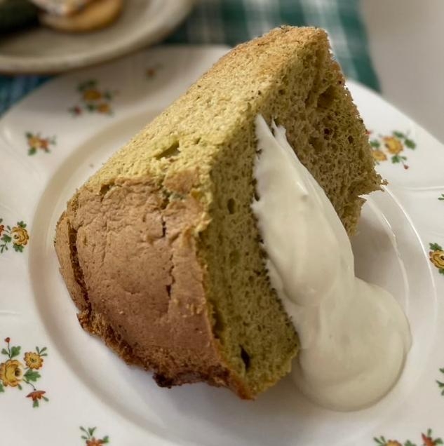 抹茶シフォンケーキ