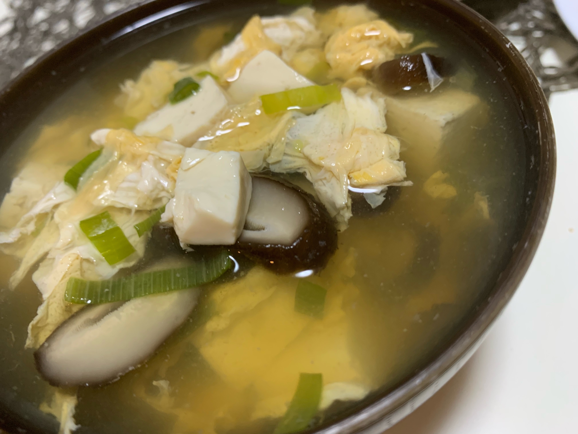 椎茸と豆腐の卵スープ(^-^)/