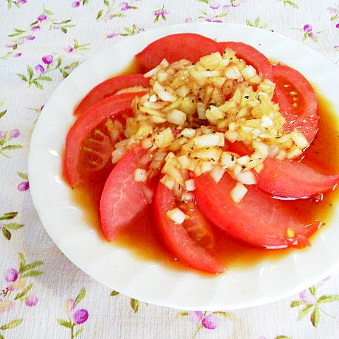 手作り玉ねぎドレッシングでトマトの中華風サラダ♪