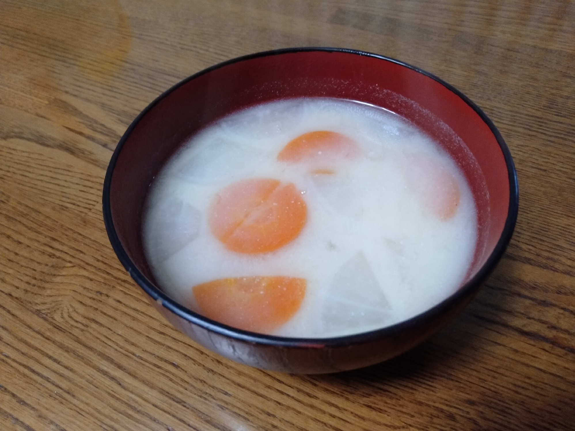 身体あたたまる白味噌のお味噌汁