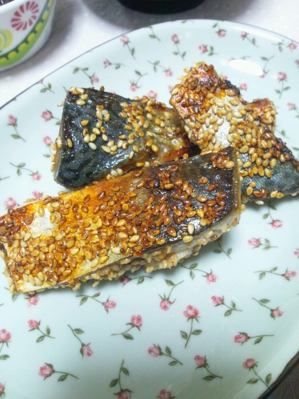 さばのカリカリごま焼き レシピ 作り方 By ゆきっぺ1225 楽天レシピ さばのカリカリごま焼き レシピ 作り方 By ゆきっぺ1225 楽天レシピ