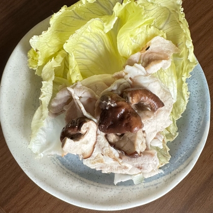 豚肉☆しいたけのレタスサラダ☆