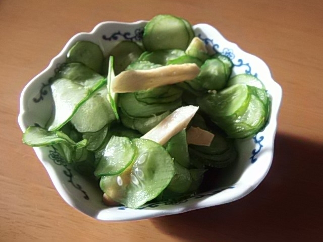 きゅうりとエリンギの生姜風味の酢の物