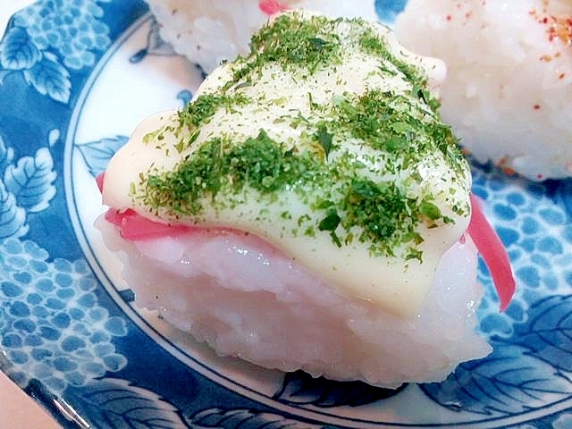 紅生姜とスライスチーズと青のりの焼おにぎり