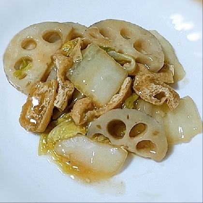 お肉なしでヘルシー♡白菜とれんこんと油揚げのうま煮
