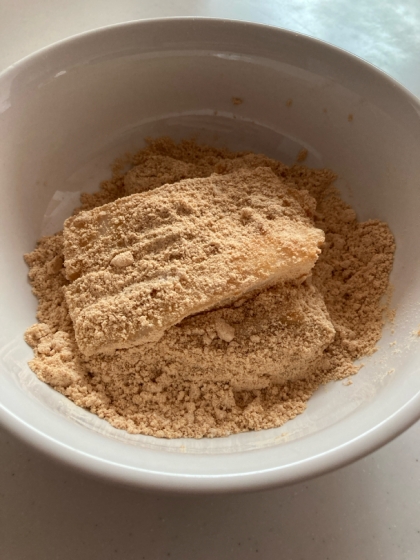 美味しくできました。しかも思ったより簡単にできました。きなこと砂糖の比率がちょうど良いです。これからもこのレシピで作ります。