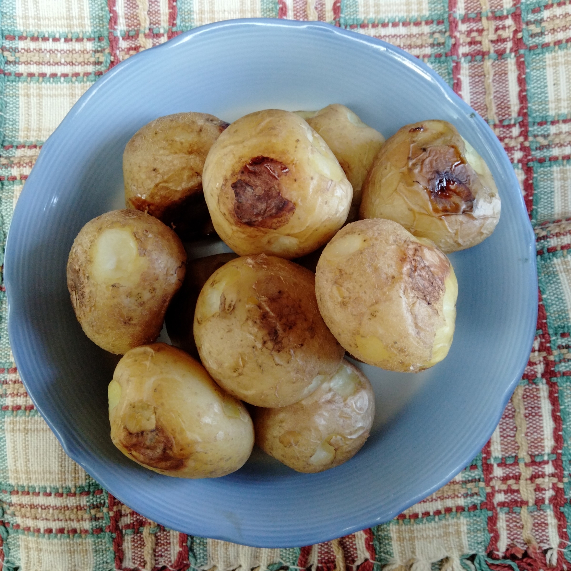 グリルでじゃがいもを丸ごと美味しく