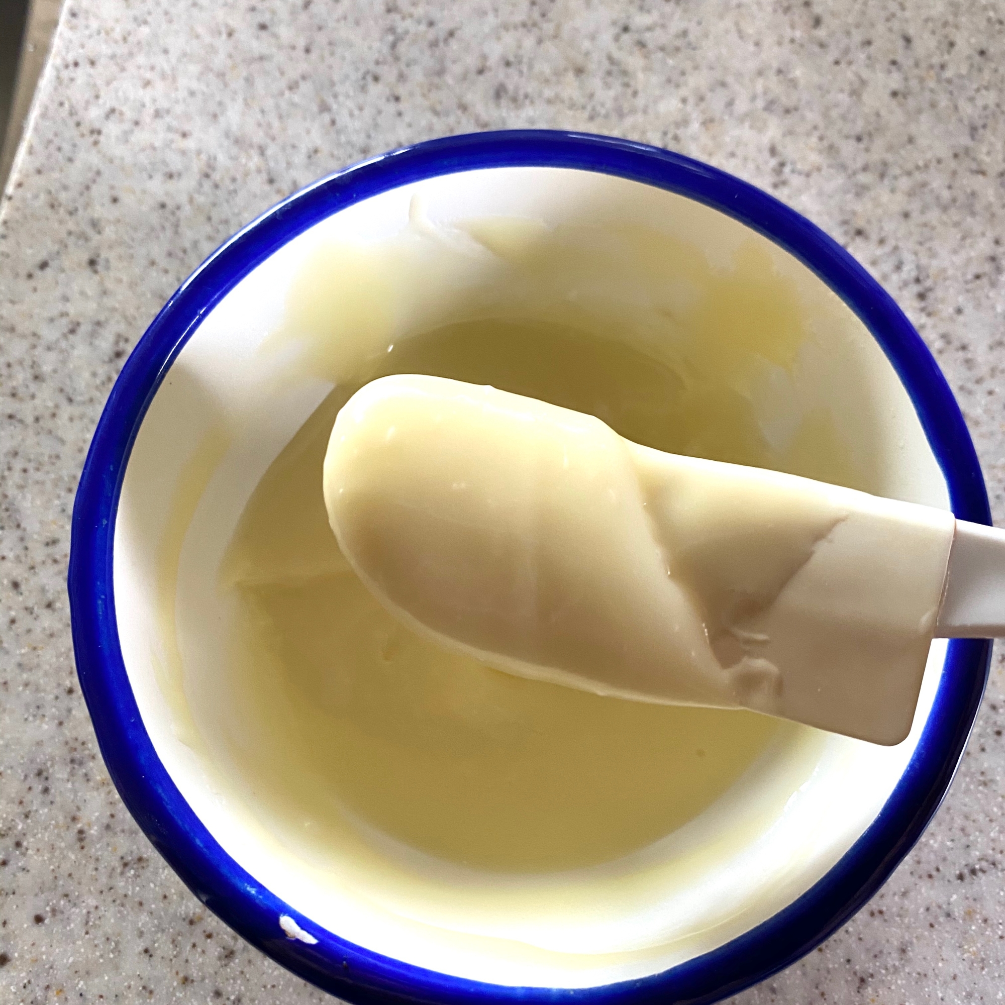 ホワイトチョコレートのガナッシュ レシピ 作り方 By ゆみたろう ゆるーく糖質制限してます 楽天レシピ