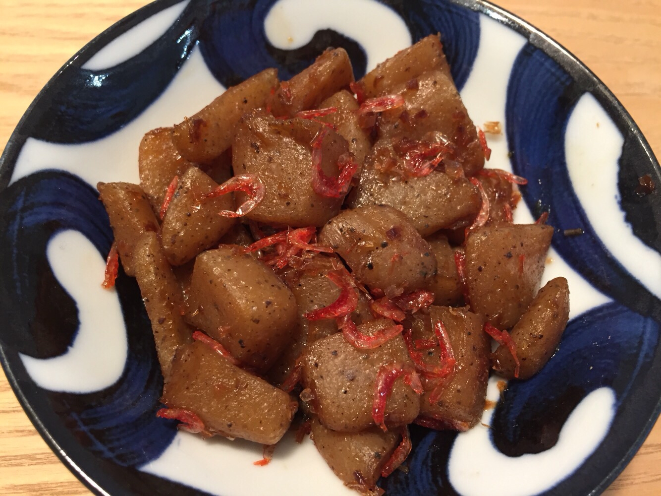 こんにゃくと干しエビの甘醤油煮