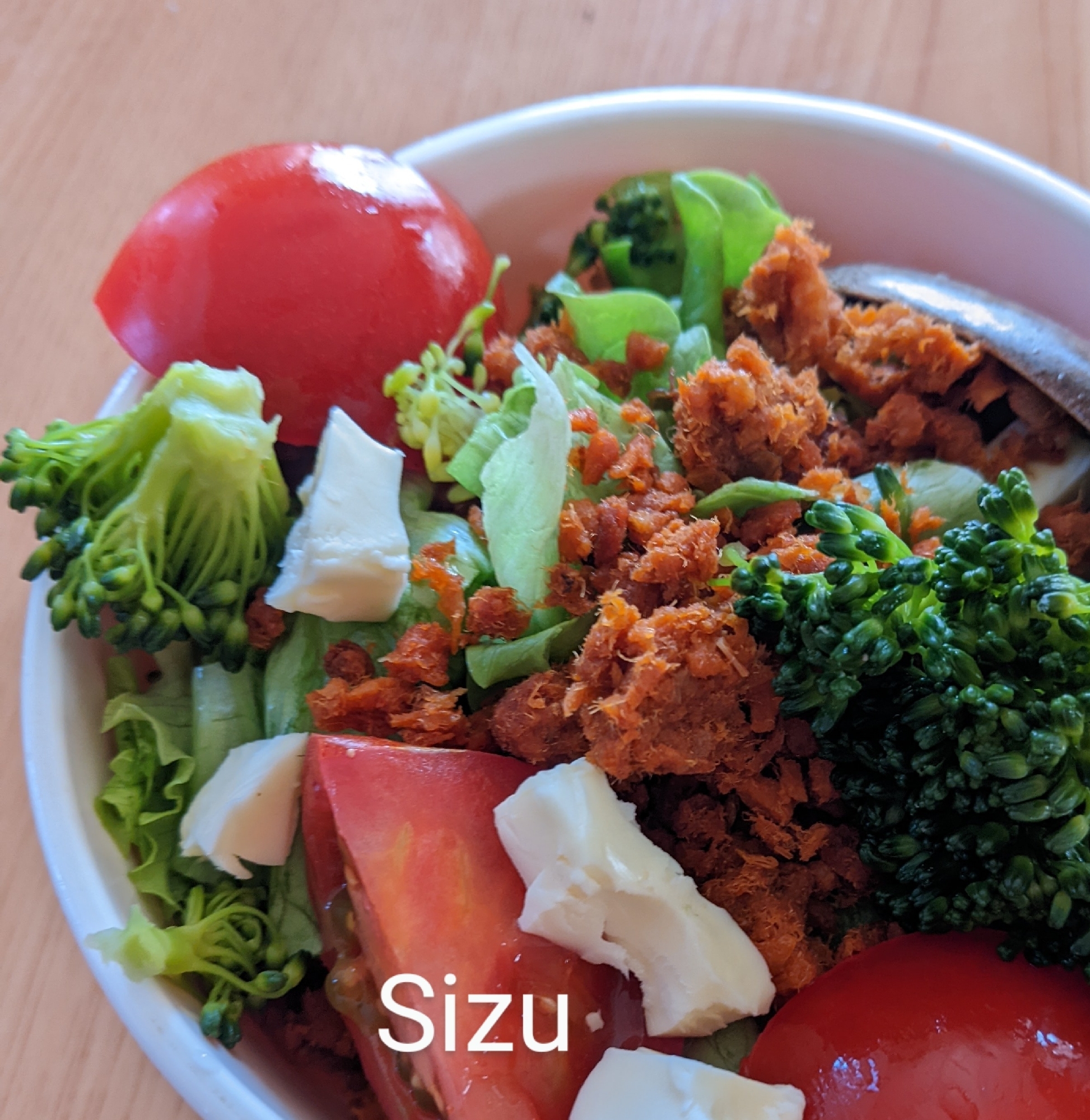 サバカレーそぼろでタコライス