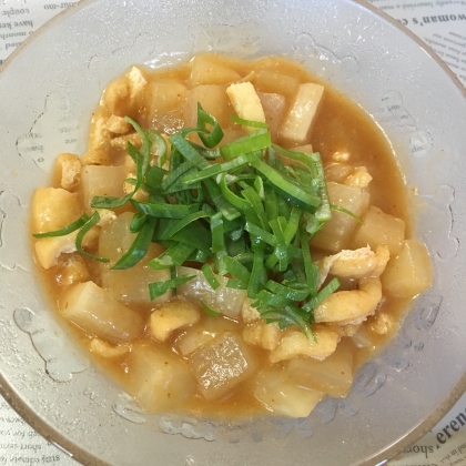 キムチ鍋の残りを使いたくて作りました(^-^)大根で麻婆初めてでとても美味しくできました！