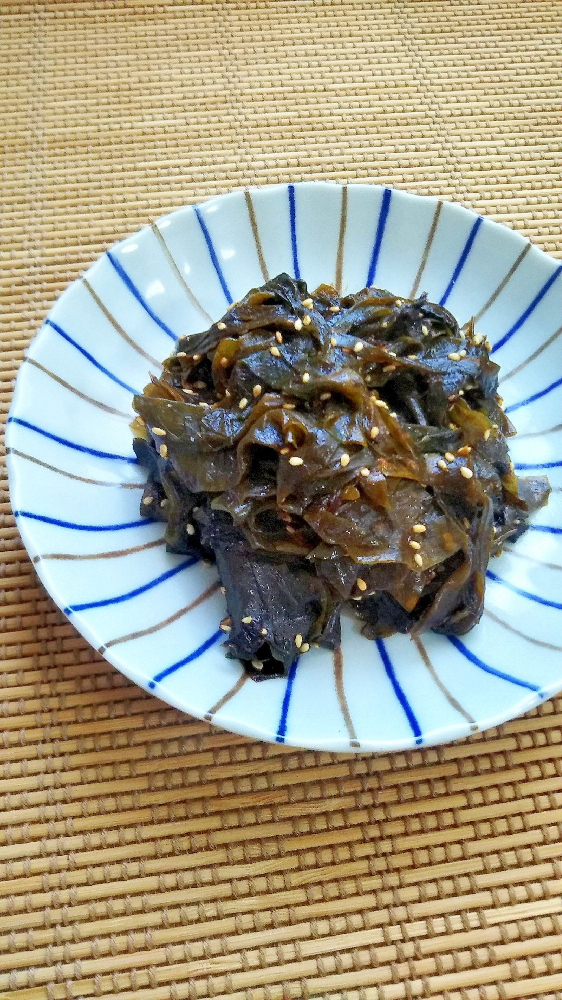 ご飯に♪お酒に♪生わかめの海苔マヨ炒め