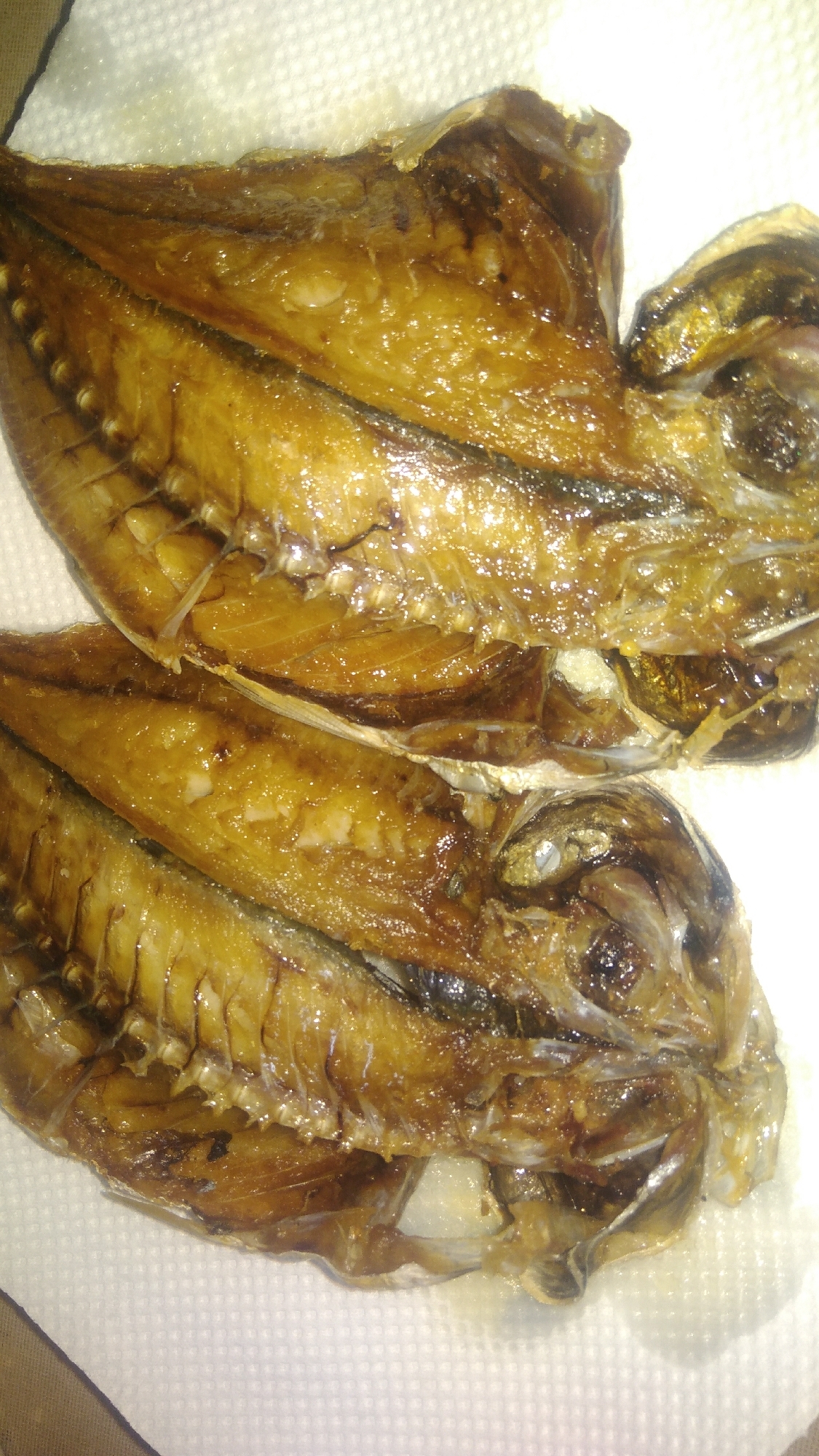 アジの干物の素揚げ、そのまんま食べれます！