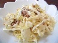 納豆にキャベツの食感があいますね。
マヨネーズとめんつゆの組み合わせもおいしかったです♪