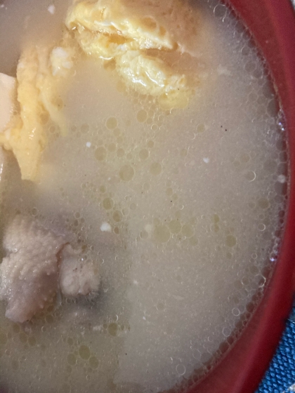鶏皮で美味しい〜卵スープ