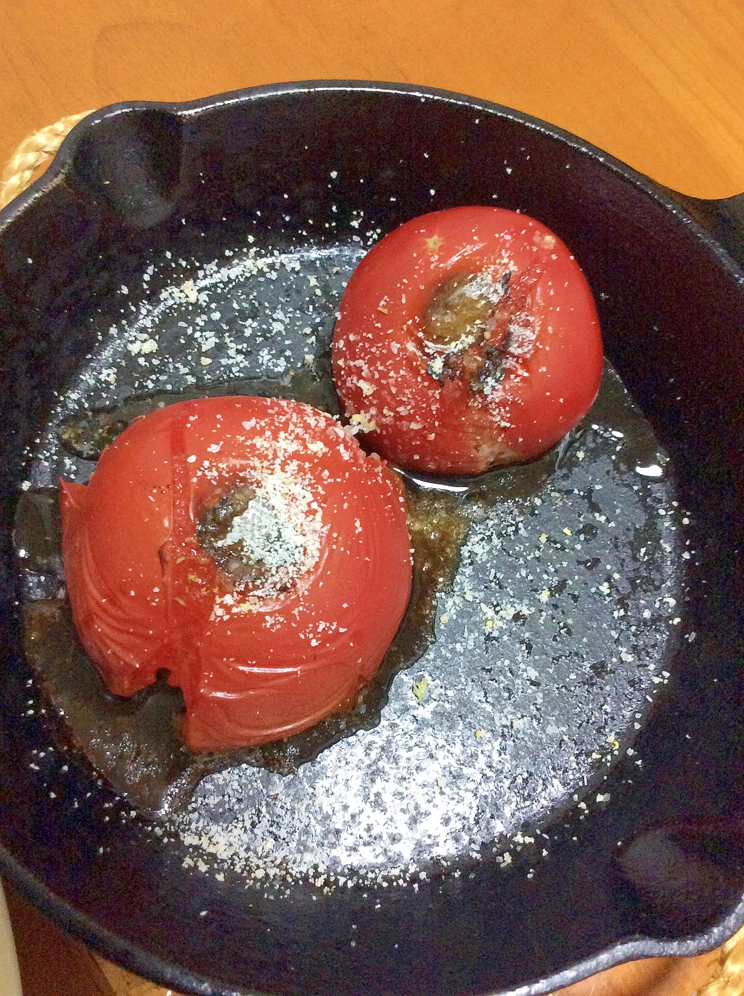 トマト焼きガーリックソルト