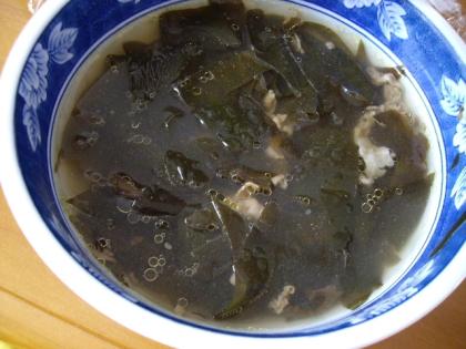 韓国風わかめと牛肉のスープ
