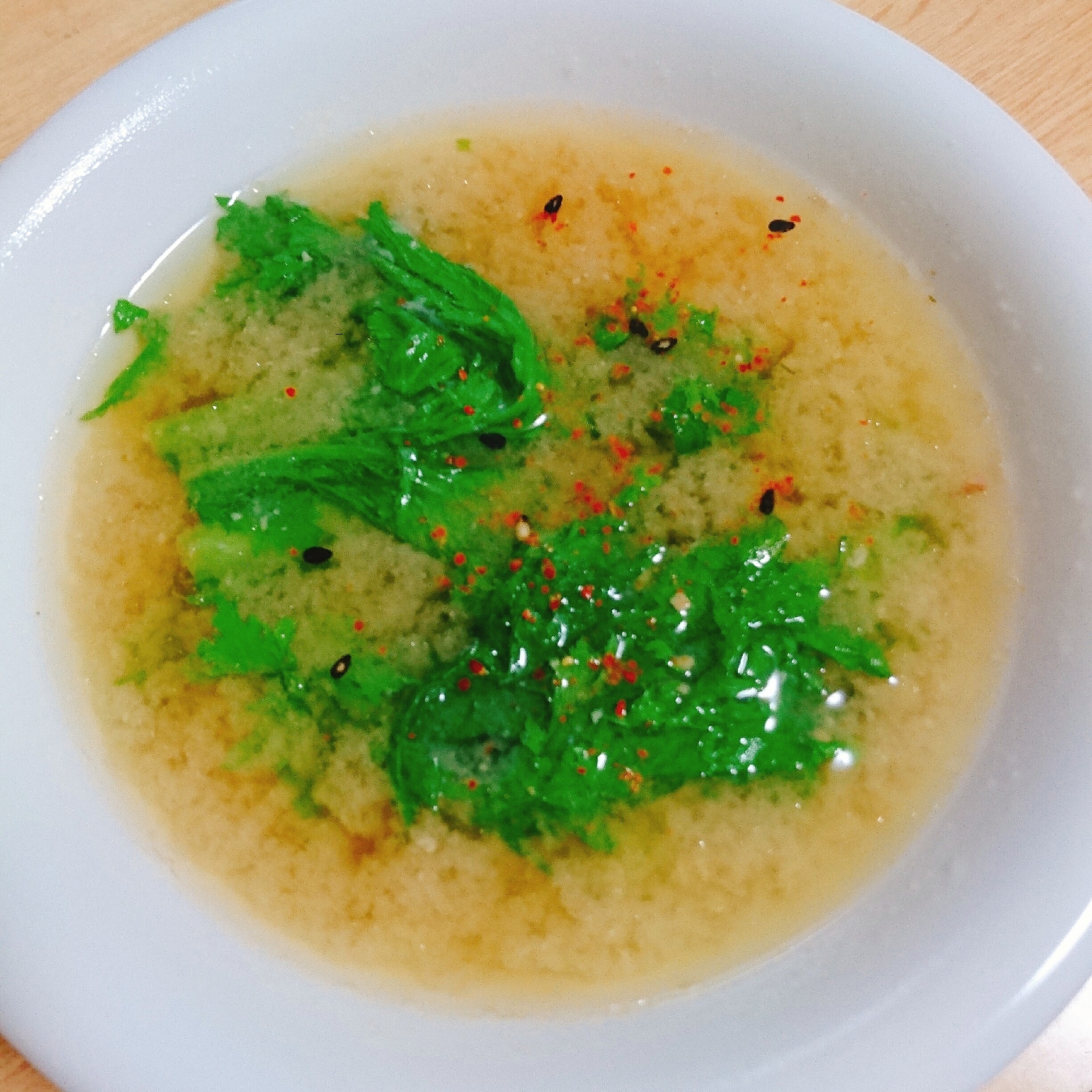 ワサビ菜のピリ辛味噌スープ