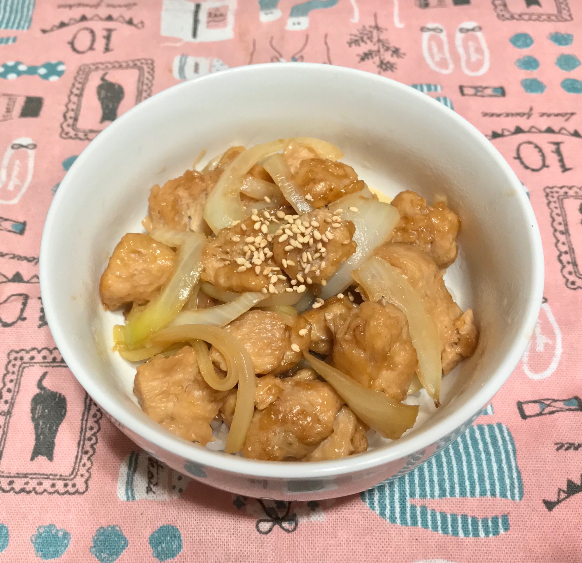 ヴィーガン焼き鳥丼