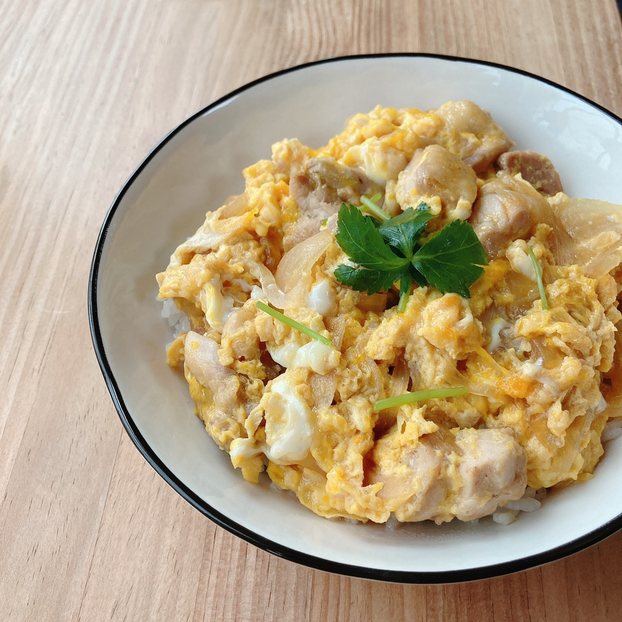 フライパンで簡単☆半熟たまごの親子丼