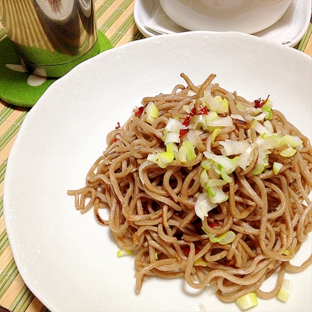 飲んだ後のお夜食に焼き蕎麦、作ってみました