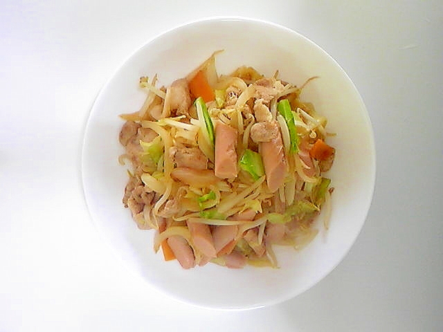 もやしたっぷり肉野菜炒め