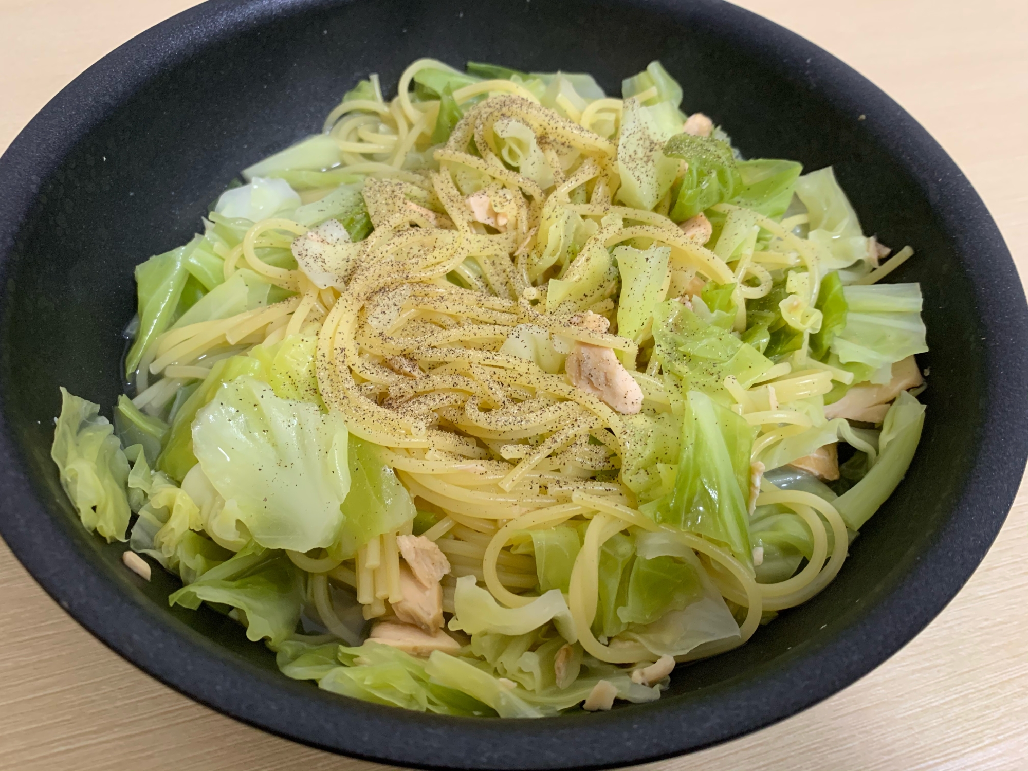 ズボラ飯 ワンパンキャベツパスタ