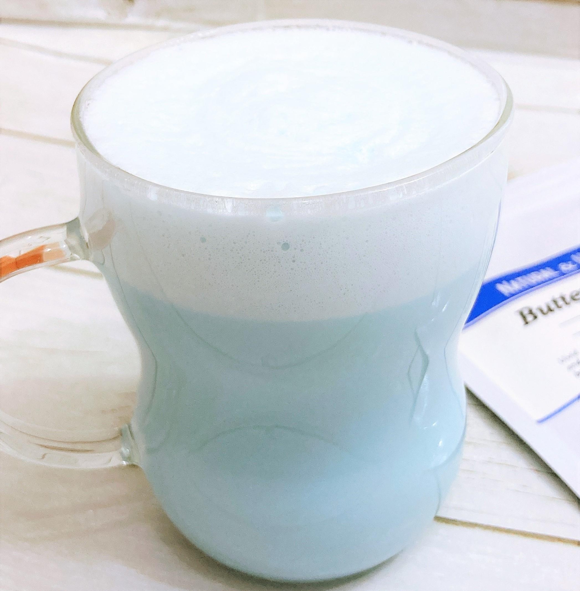 ＜カラーレシピ：青＞幸せの青いホットミルク