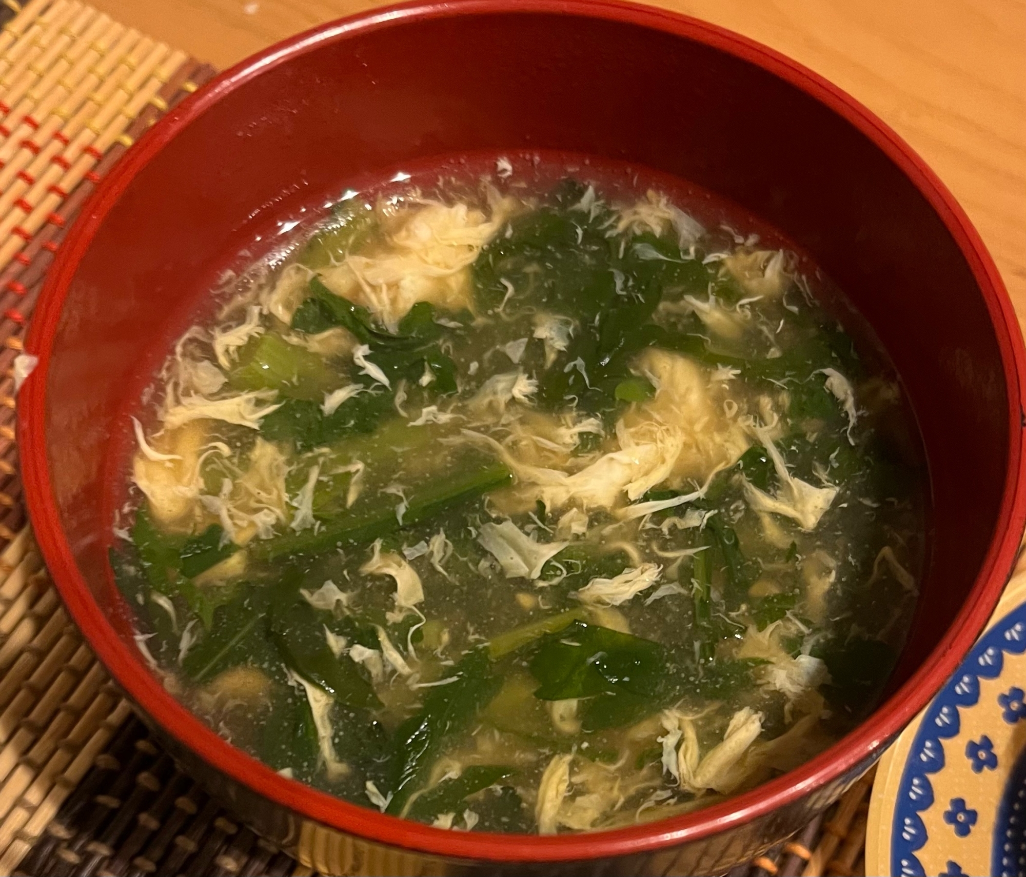 春菊と椎茸のかきたまスープ