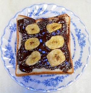 チョコバナナチップトースト