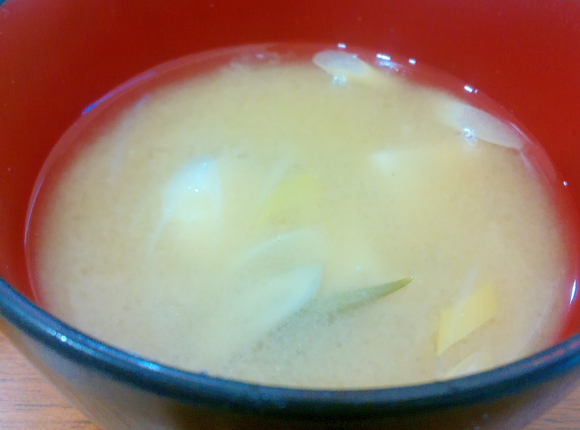 里芋、ごぼう、ねぎの味噌汁